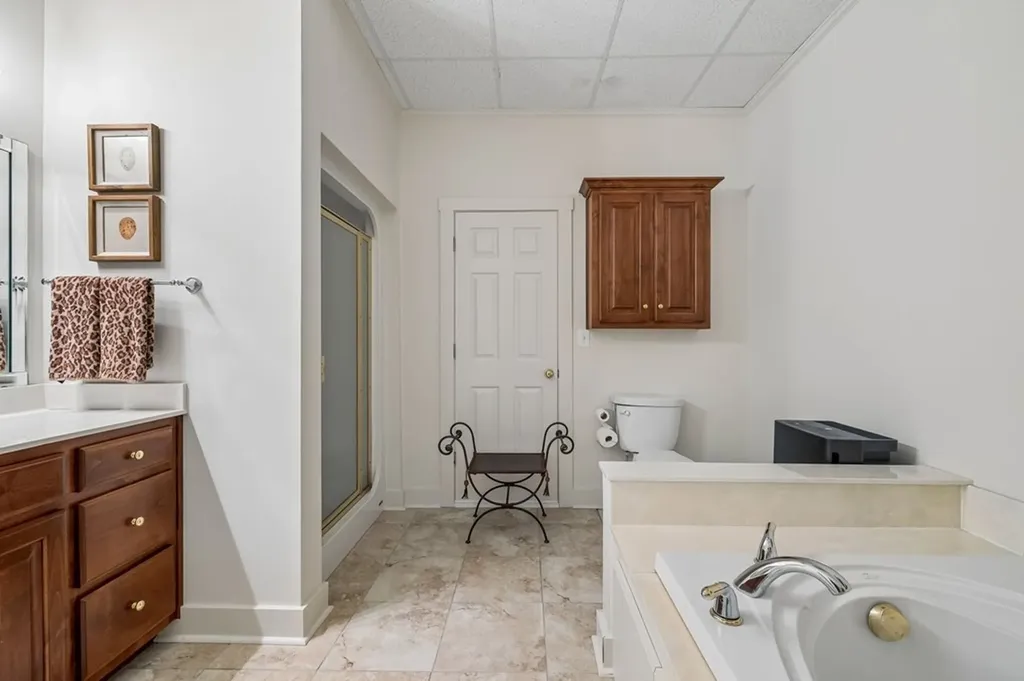 8 Matthews Mountain Lane Carthage TN 37030