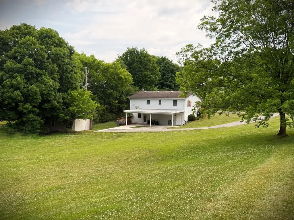 1880 Charles Hennessee Road Sparta TN 38583