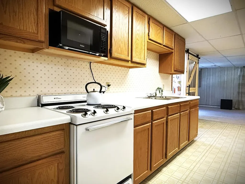 1880 Charles Hennessee Road Sparta TN 38583