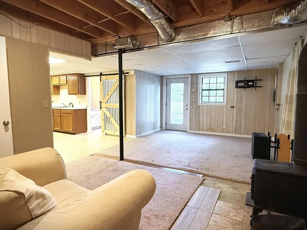 1880 Charles Hennessee Road Sparta TN 38583