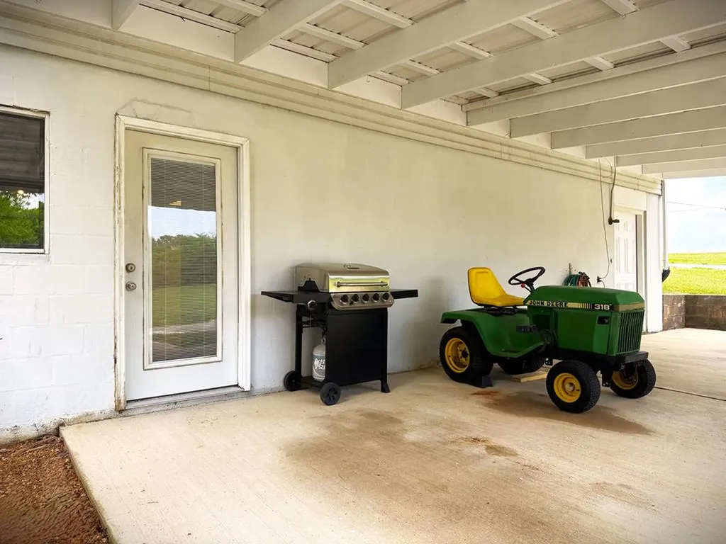 1880 Charles Hennessee Road Sparta TN 38583