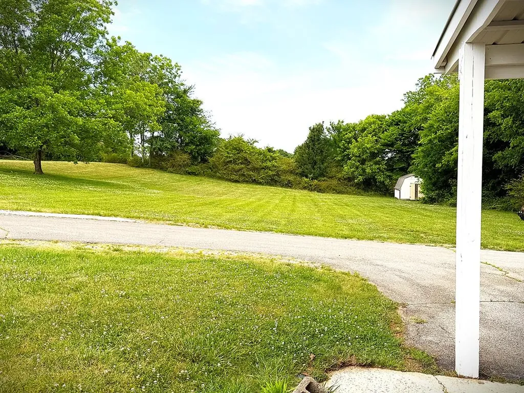 1880 Charles Hennessee Road Sparta TN 38583