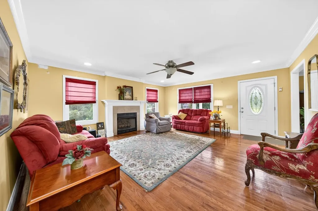 491 Autumn Hills Drive Rickman TN 38580