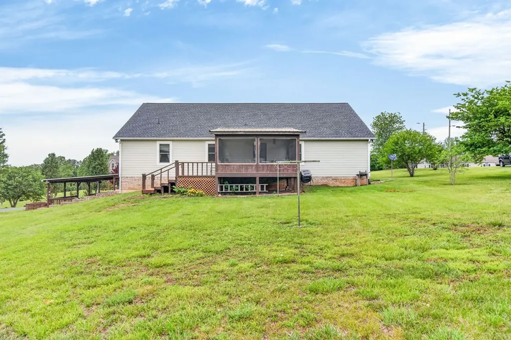 491 Autumn Hills Drive Rickman TN 38580