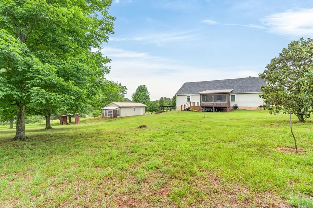 491 Autumn Hills Drive Rickman TN 38580