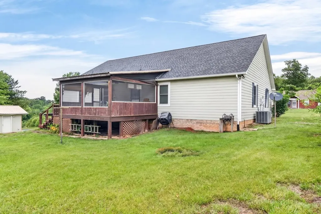 491 Autumn Hills Drive Rickman TN 38580