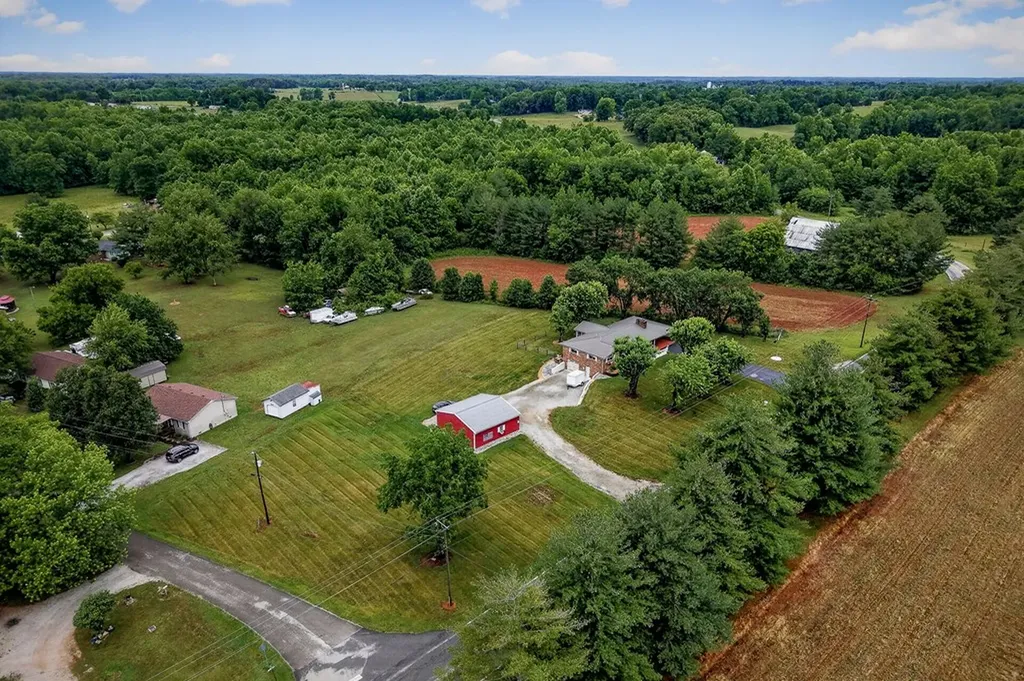 1755 Burgess Falls Road Sparta TN 38583