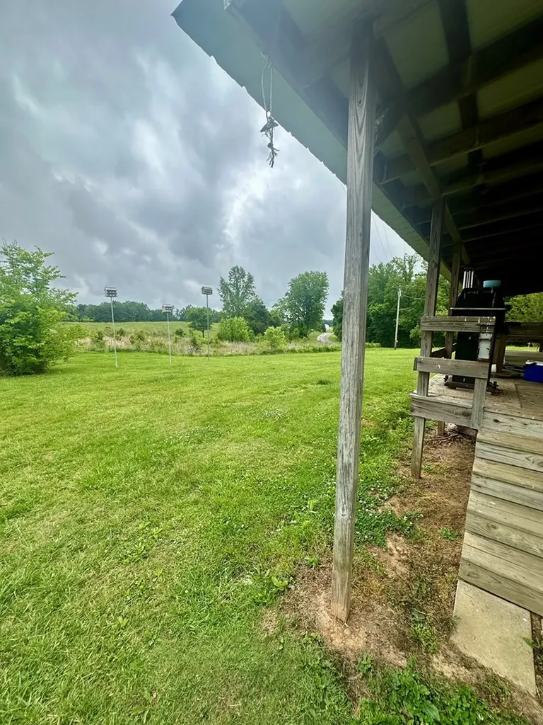 1749 Brimstone Creek Road Moss TN 38575