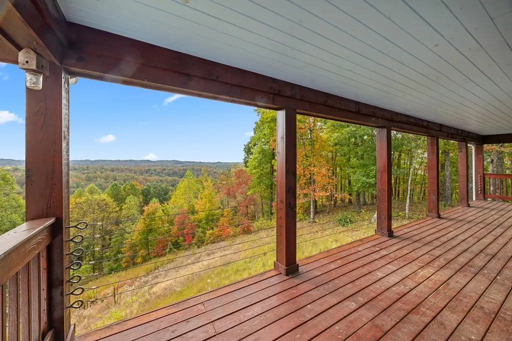 604 Hickory Lane Hilham TN 38568