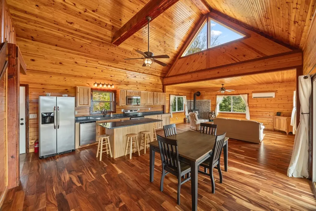 604 Hickory Lane Hilham TN 38568