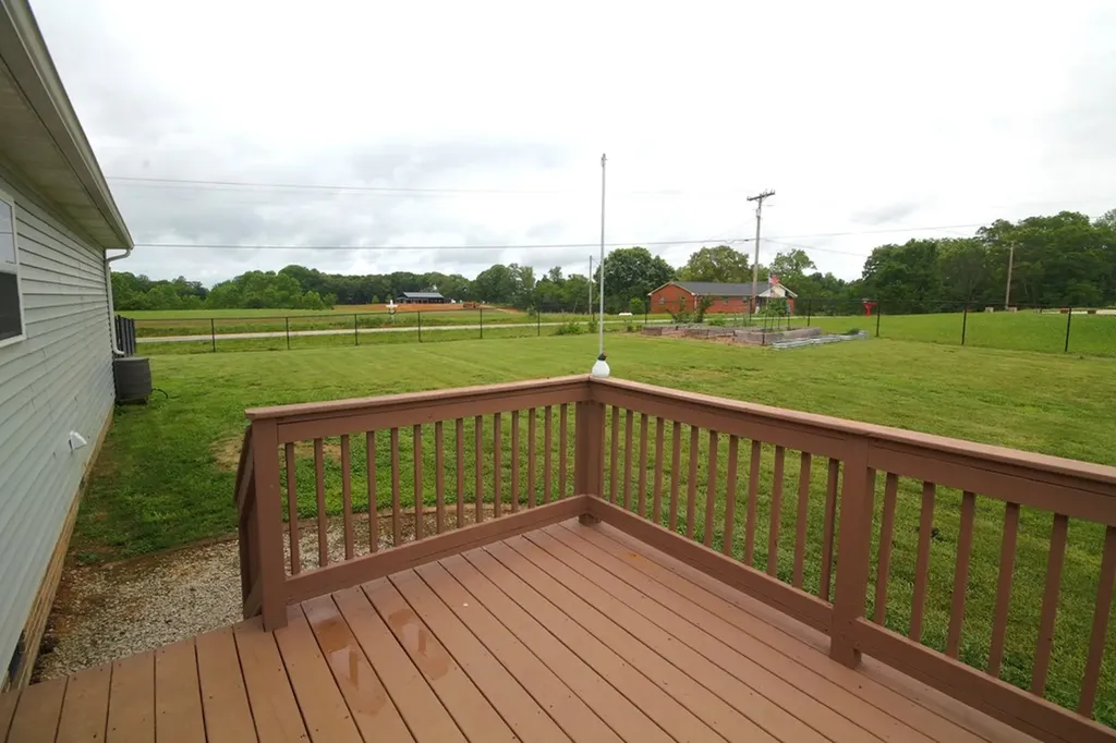 6608 Rice Road Baxter TN 38544