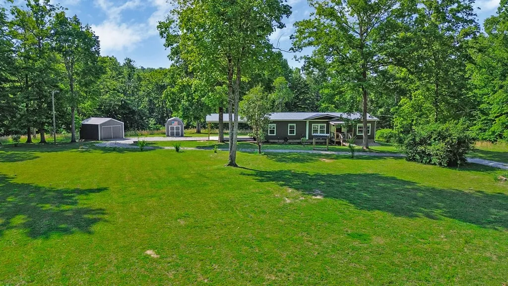293 Christian Road Crossville TN 38572