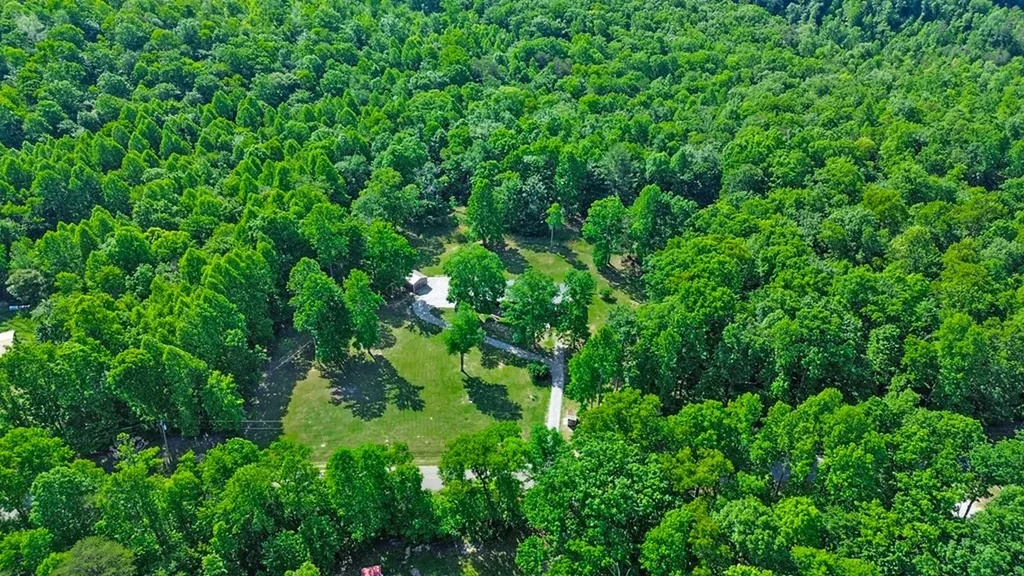 293 Christian Road Crossville TN 38572