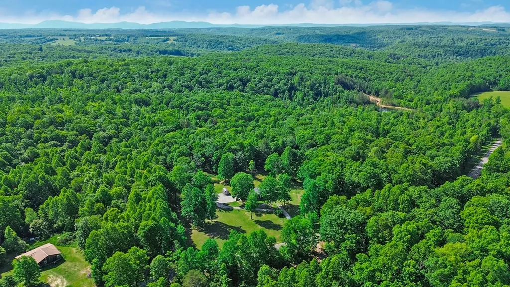 293 Christian Road Crossville TN 38572