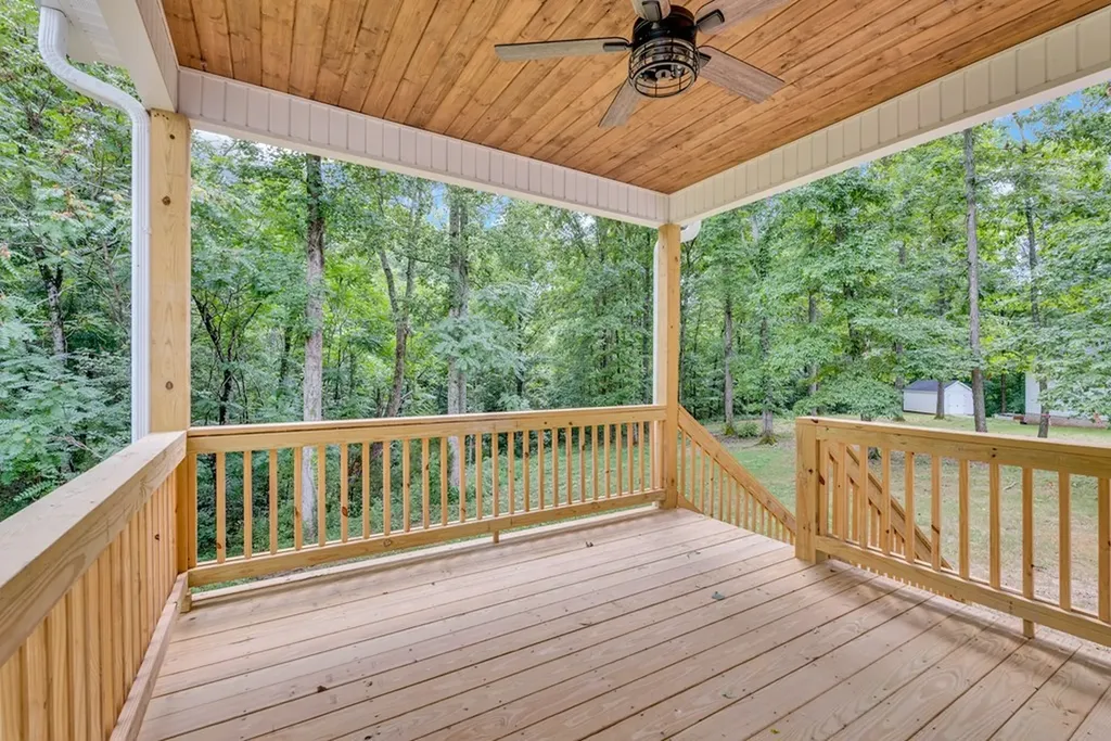 2489 Whispering Oaks Lane Cookeville TN 38501