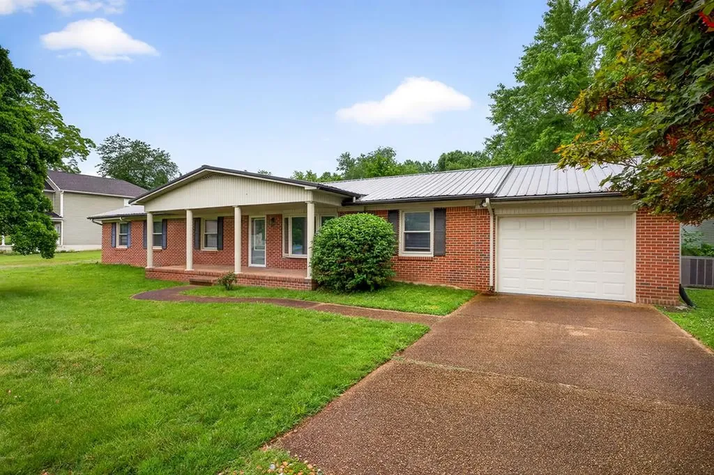 1115 Patrick Street Cookeville TN 38501