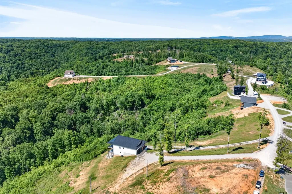448 Taylor Road Byrdstown TN 38549