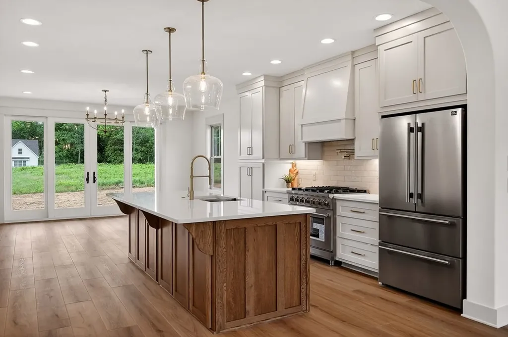6984 Honeysuckle Trail Baxter TN 38544