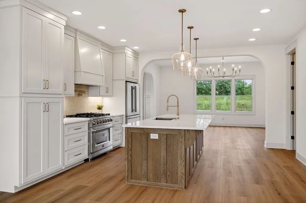 6984 Honeysuckle Trail Baxter TN 38544