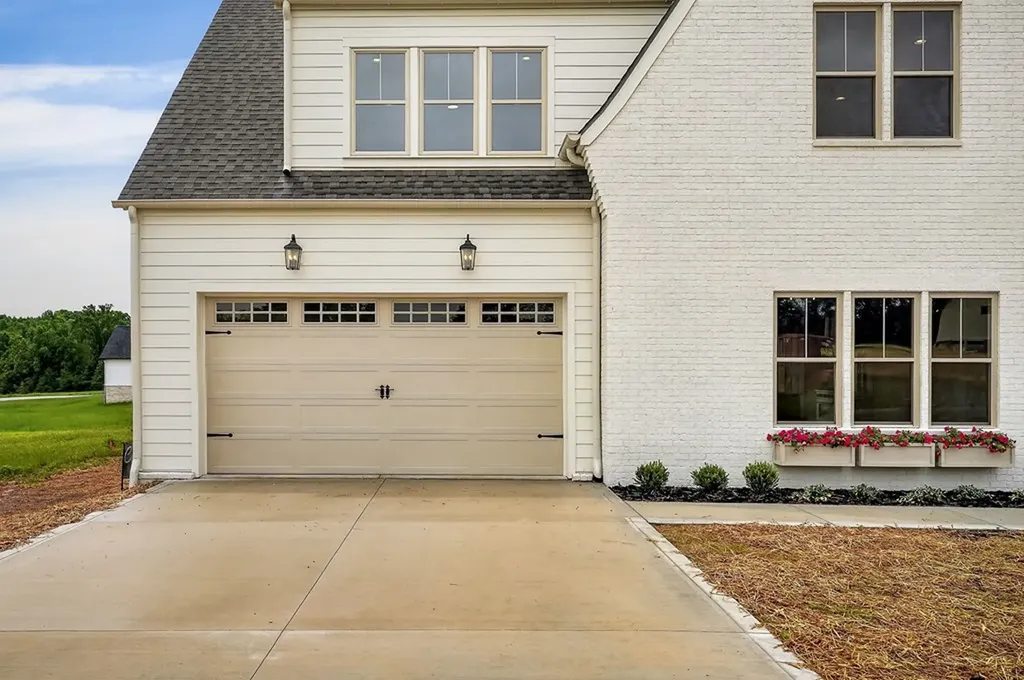 6984 Honeysuckle Trail Baxter TN 38544