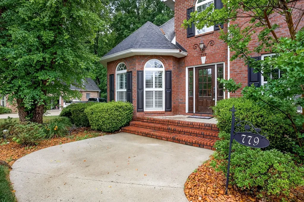 779 Coveview Circle Cookeville TN 38506