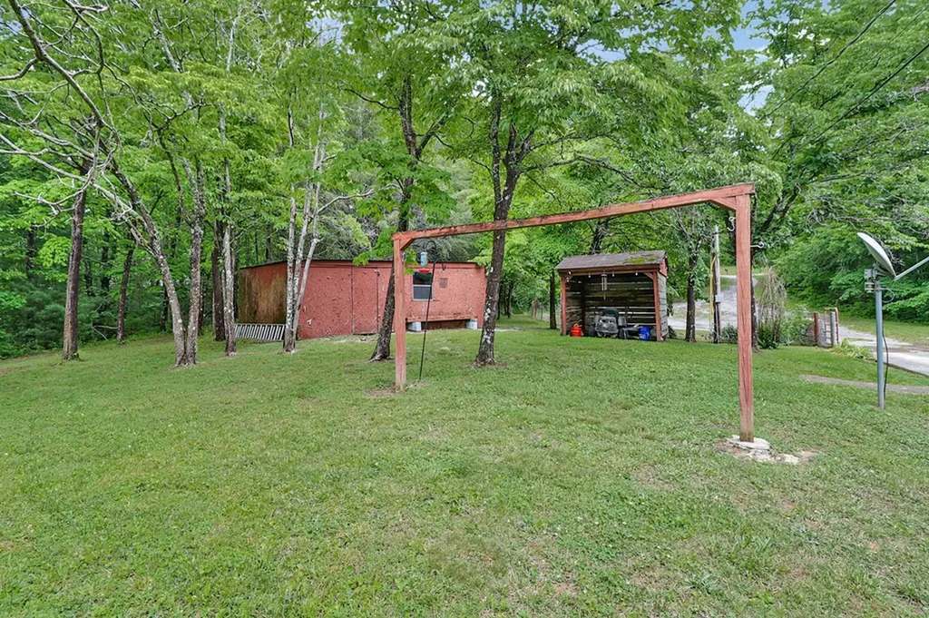 89 Crockett Circle Crossville TN 38572