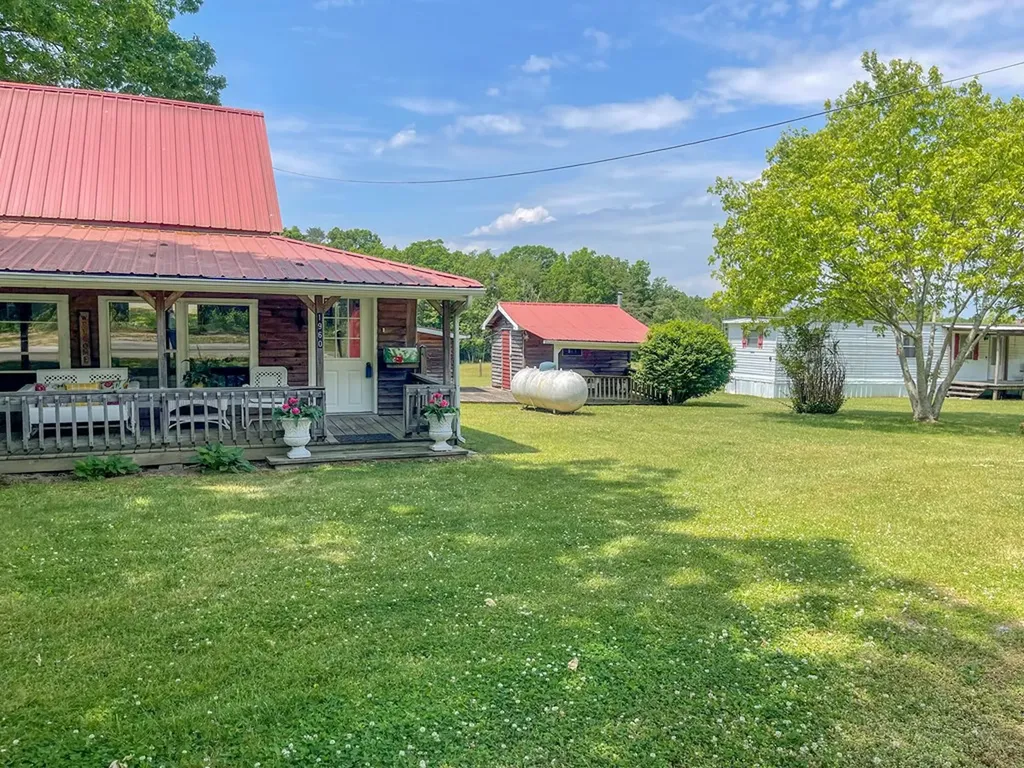 1960 Leffle Webb Road Crossville TN 38572