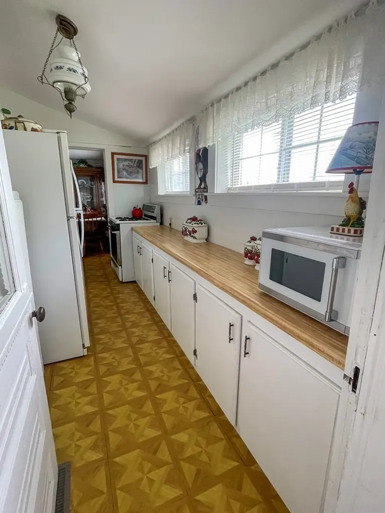 1960 Leffle Webb Road Crossville TN 38572