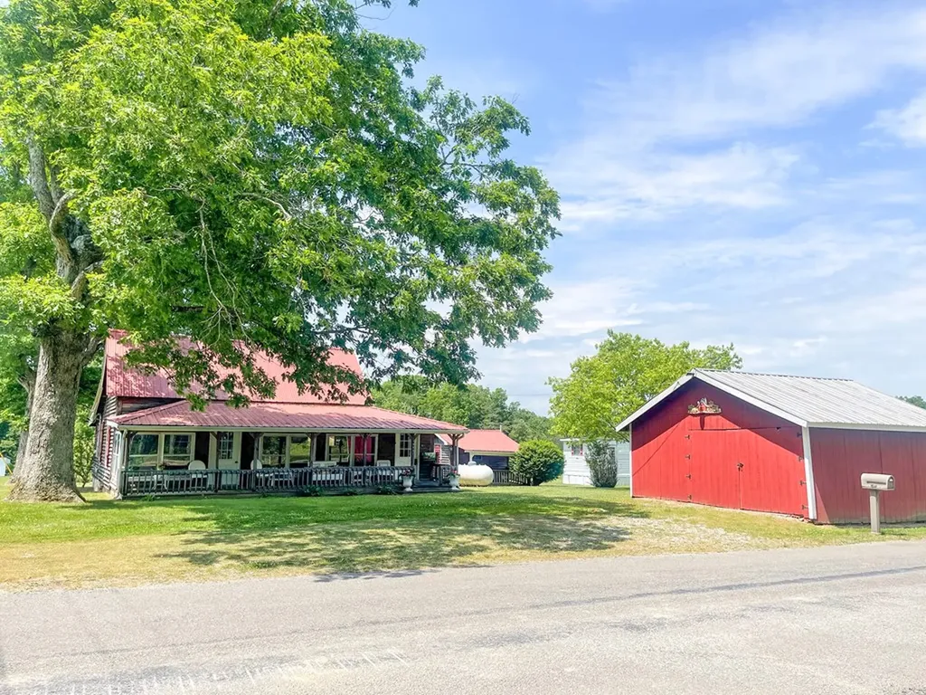 1960 Leffle Webb Road Crossville TN 38572