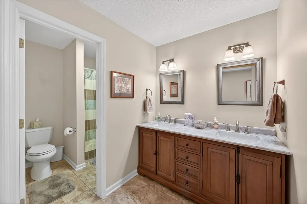 63 Brummel Lane Crossville TN 38558