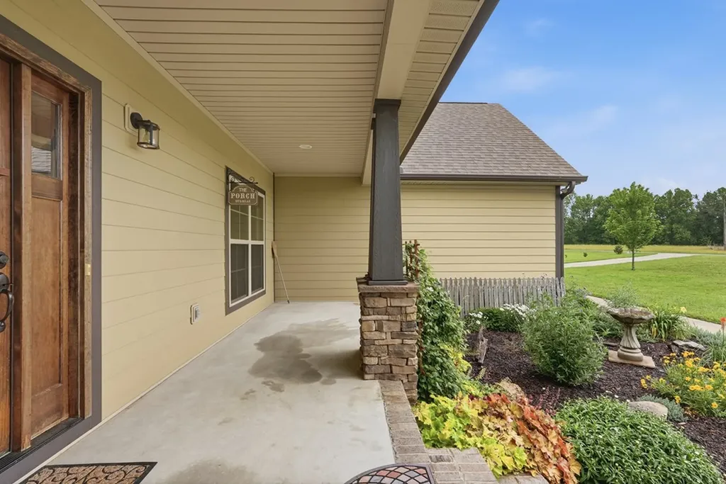 5277 Herrens Chapel Road Silver Point TN 38582