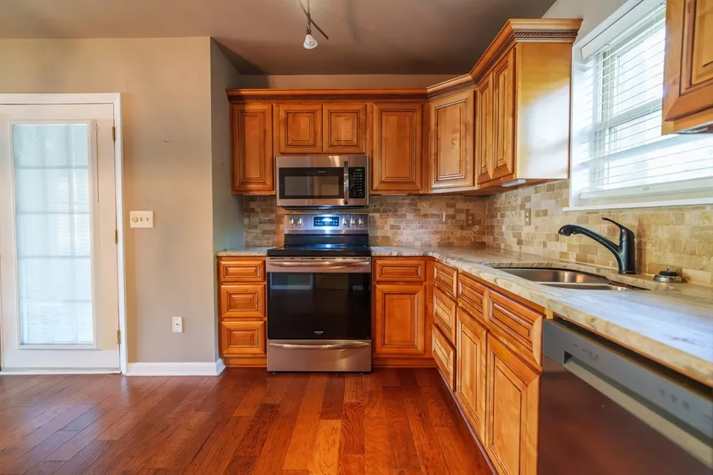 390 S Old Kentucky Road Cookeville TN 38501