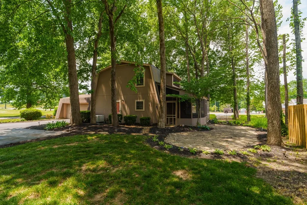 390 S Old Kentucky Road Cookeville TN 38501