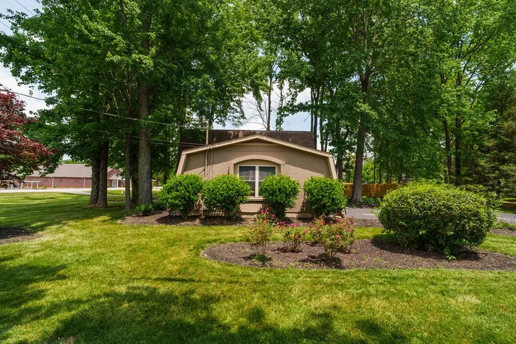 390 S Old Kentucky Road Cookeville TN 38501