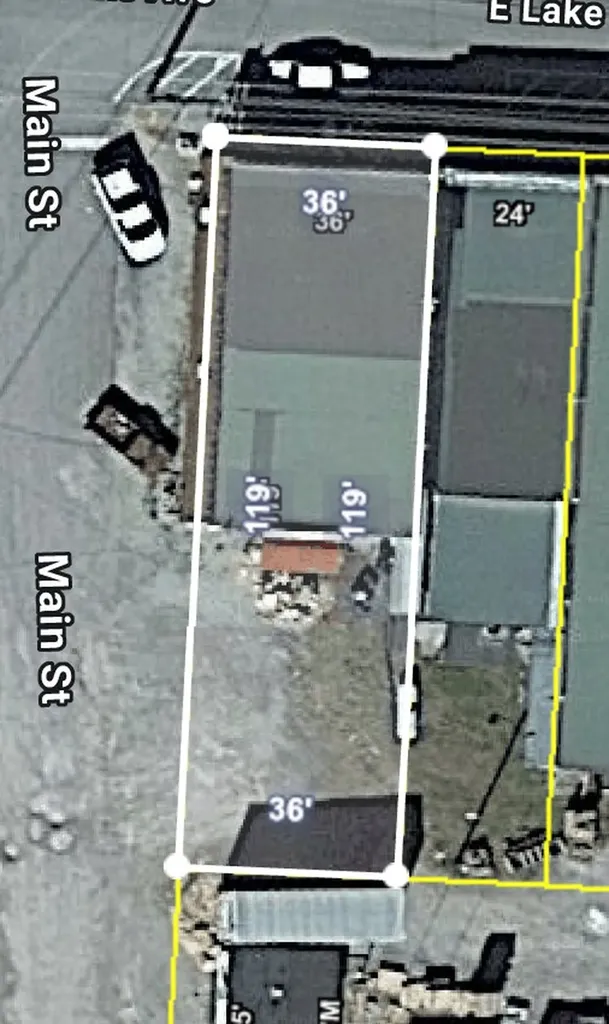 113 W Lake Avenue Celina TN 38551
