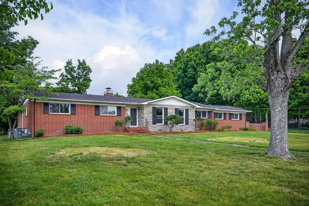 312 N Jefferson Avenue Cookeville TN 38501