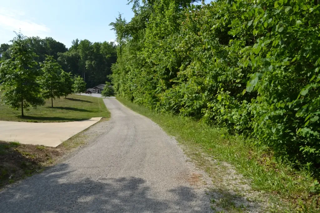 5AC Dynamite Lane Livingston TN 38570