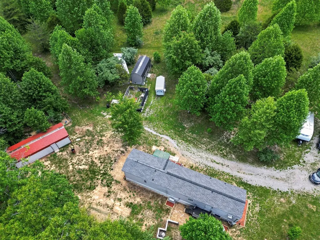 420 Oneida Lane Wilder TN 38589