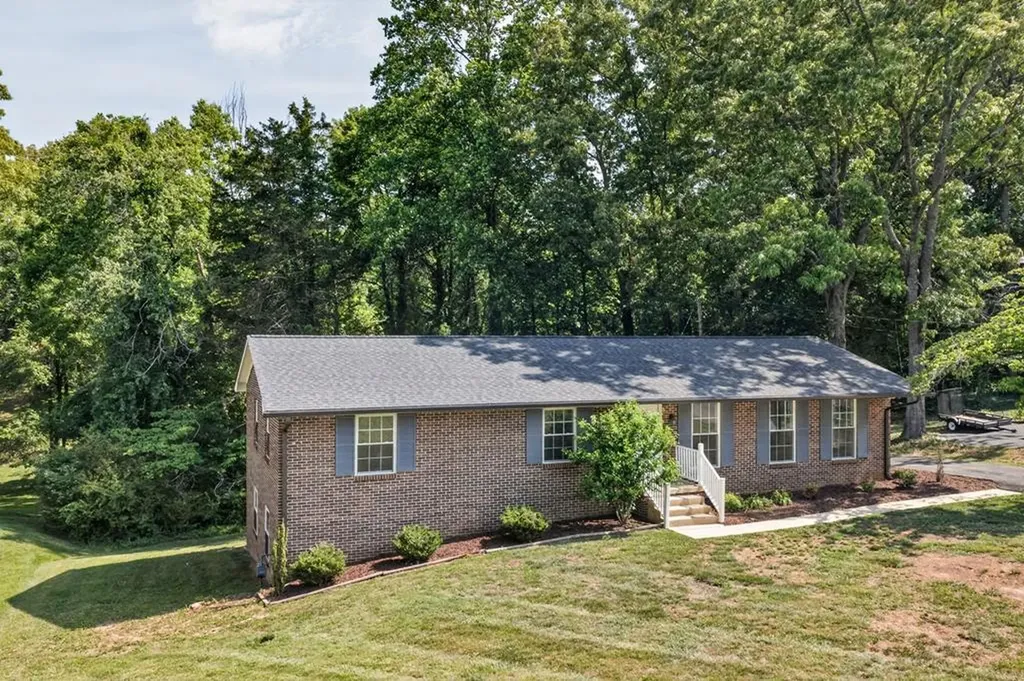 851 Lone Oak Drive Cookeville TN 38501