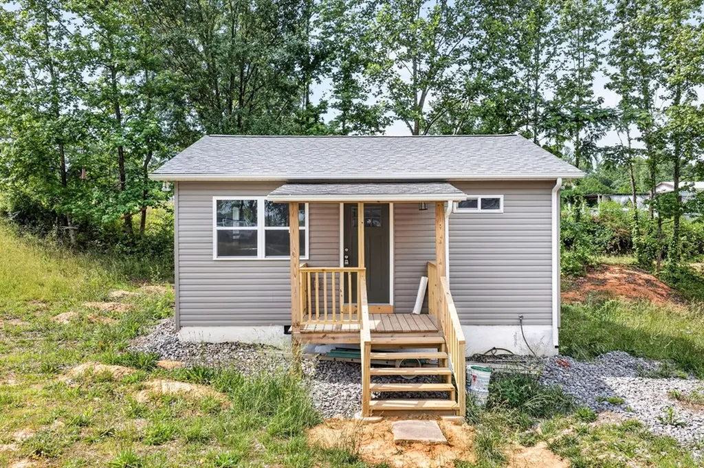 244 County Farm Cookeville TN 8501