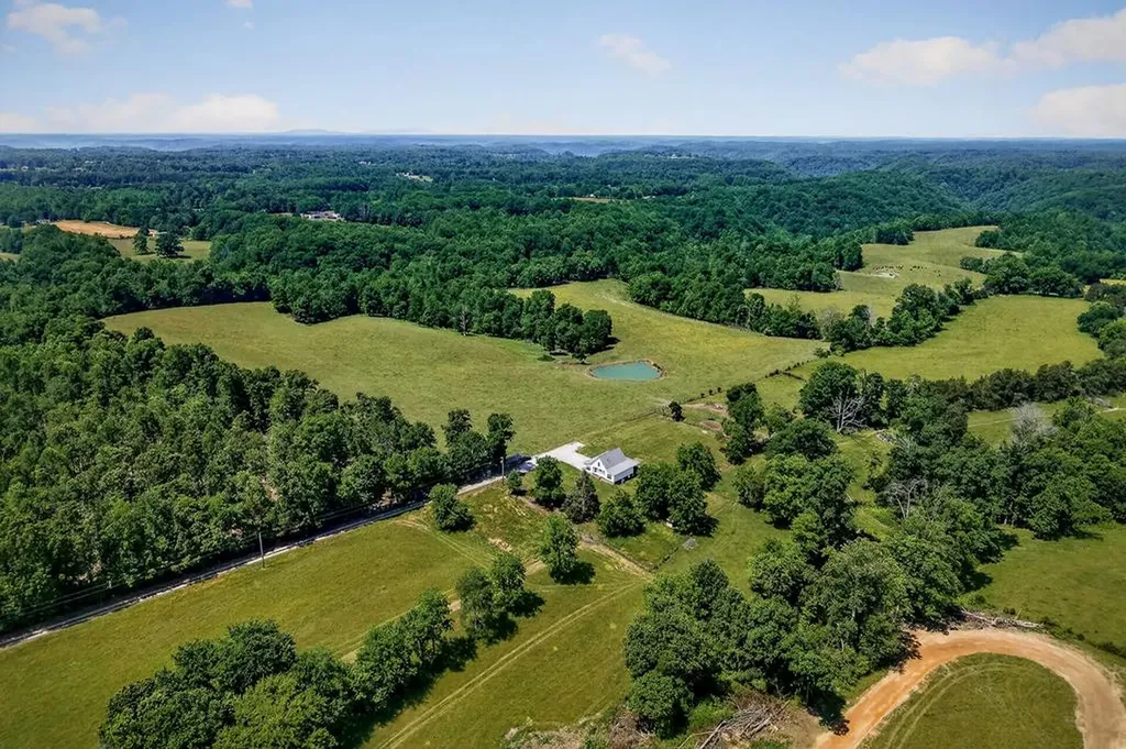 8495 Baxter Road Baxter TN 38544