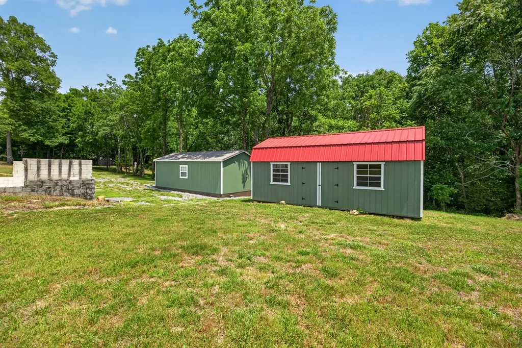 175 Harris Lane Cookeville TN 38501