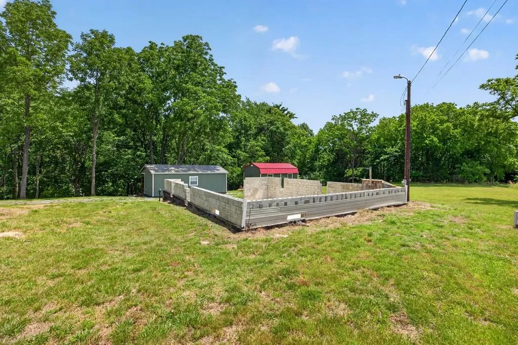 175 Harris Lane Cookeville TN 38501