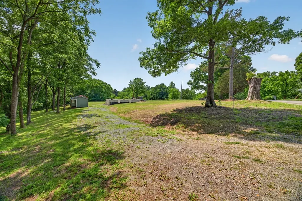 175 Harris Lane Cookeville TN 38501