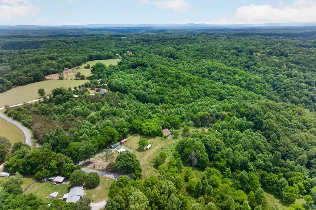 175 Harris Lane Cookeville TN 38501