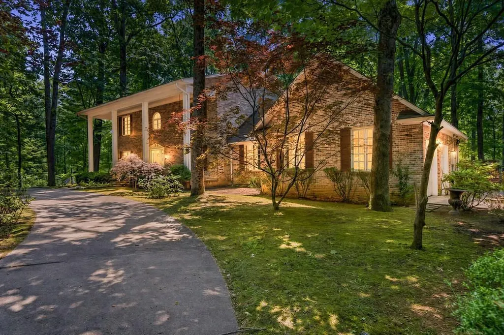 555 S Maple Cookeville TN 38501