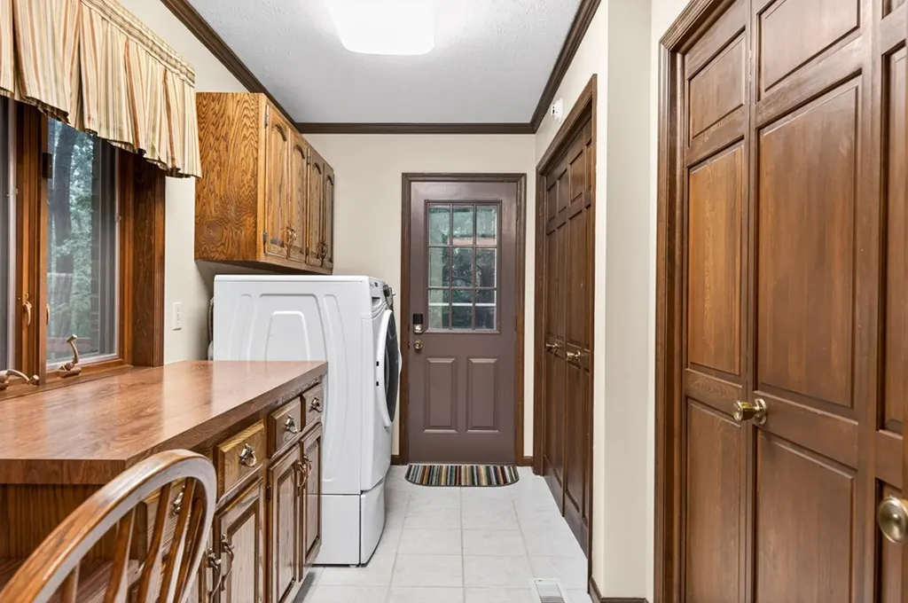 555 S Maple Cookeville TN 38501