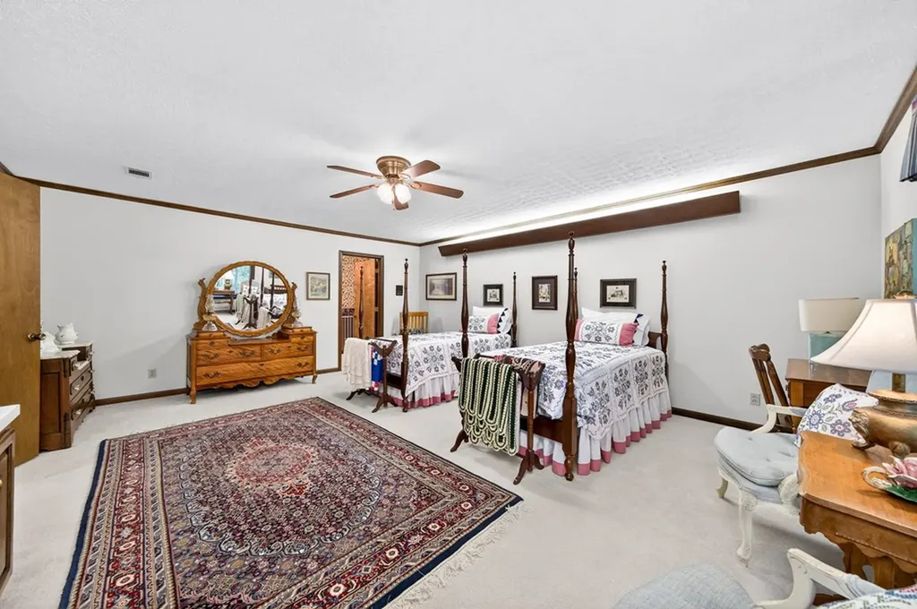 555 S Maple Cookeville TN 38501