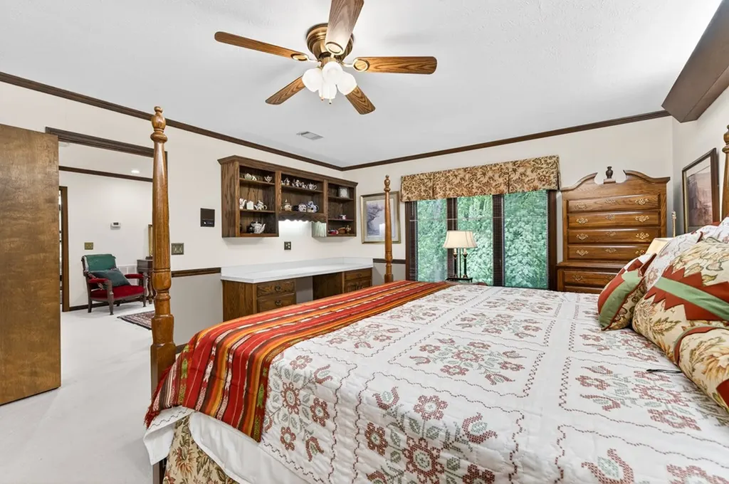 555 S Maple Cookeville TN 38501