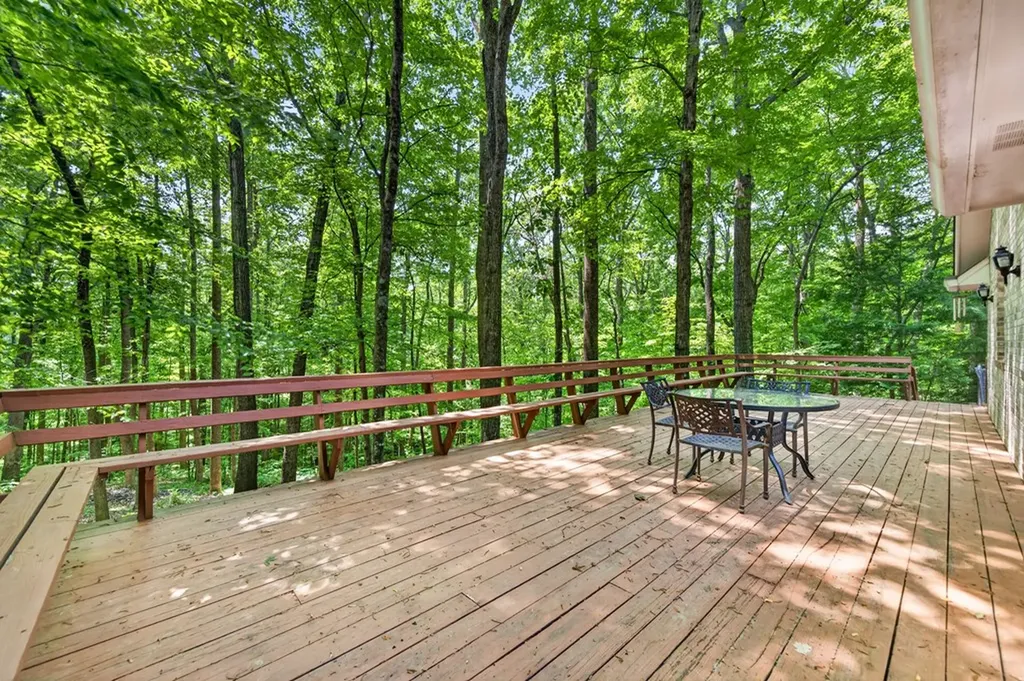 555 S Maple Cookeville TN 38501